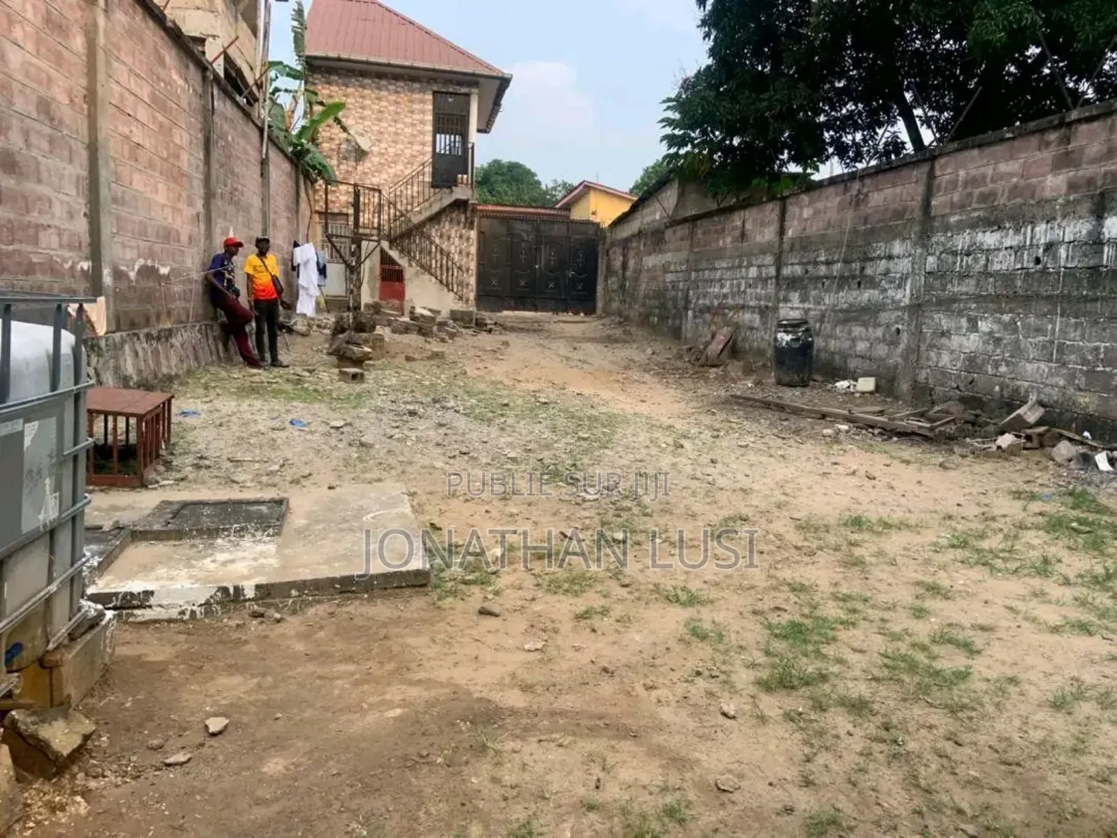 3chbre Appartement dans Ami Du Kivu, Ngaliema à Vendre