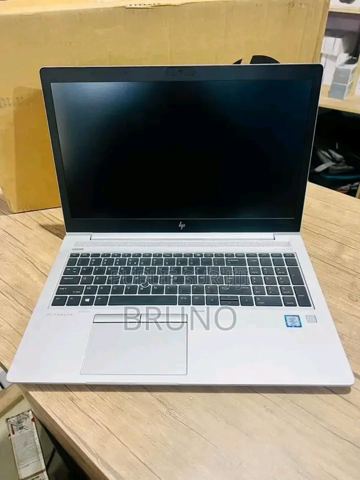 New HP EliteOne 840 G9 256GB Qualcomm Snapdragon X Plus SSHD+SSD 750GB