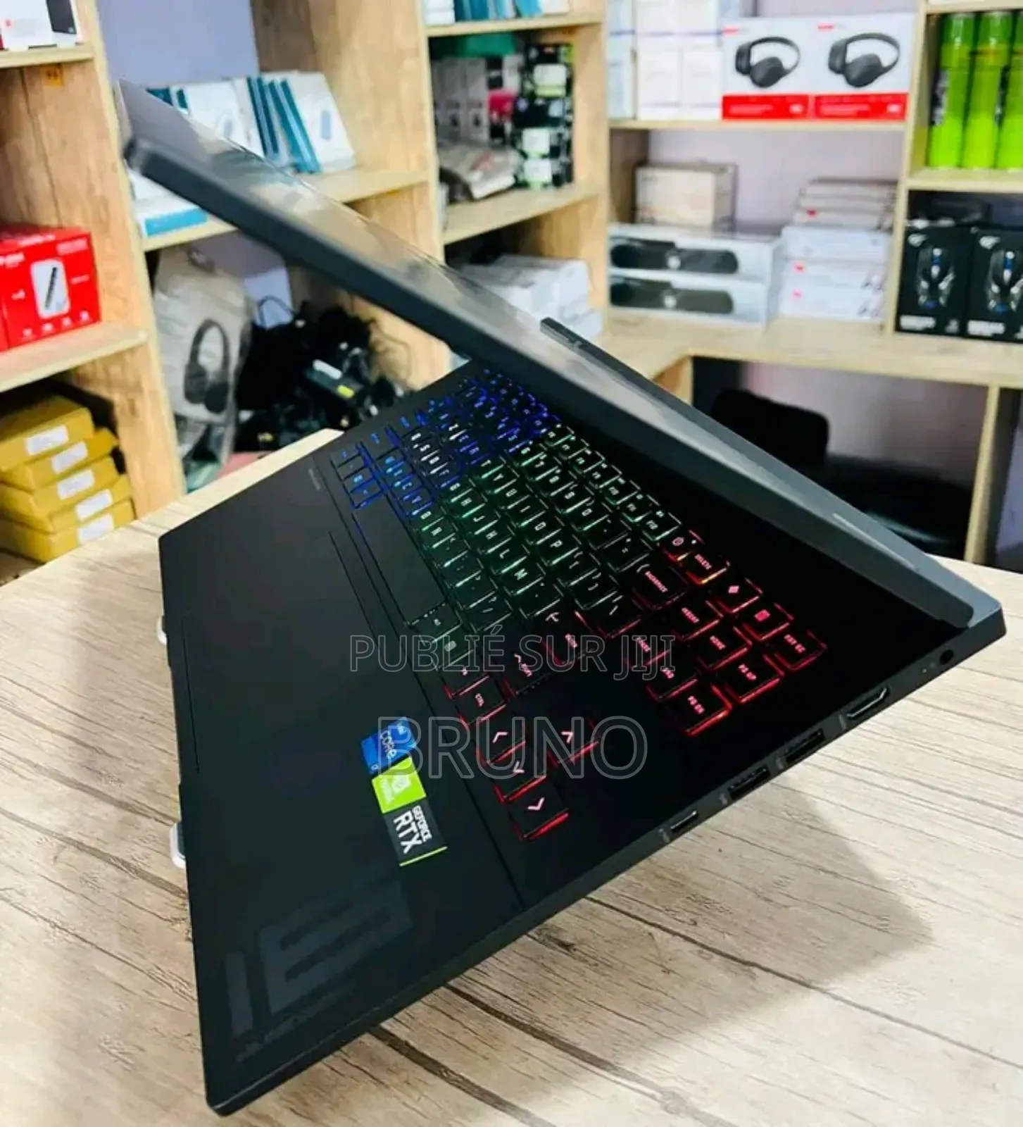 New HP EliteOne 840 G9 256GB Qualcomm Snapdragon X Plus SSHD+SSD 750GB