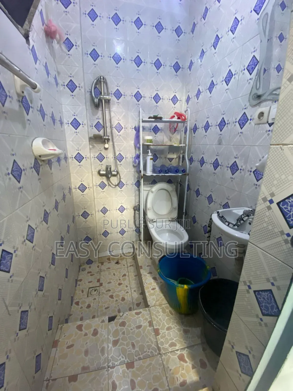 3chbre Villa dans Matete à Vendre