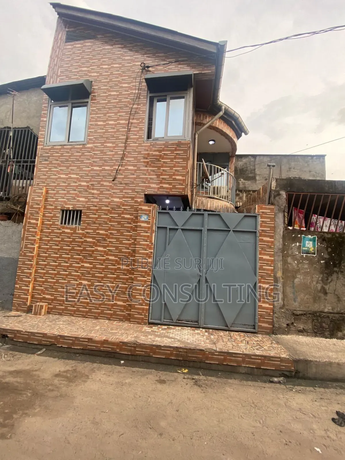 3chbre Villa dans Matete à Vendre