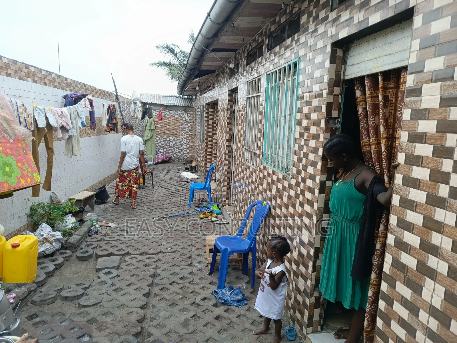 2chbre Villa dans Kinkole Juvel, Nsele à Vendre