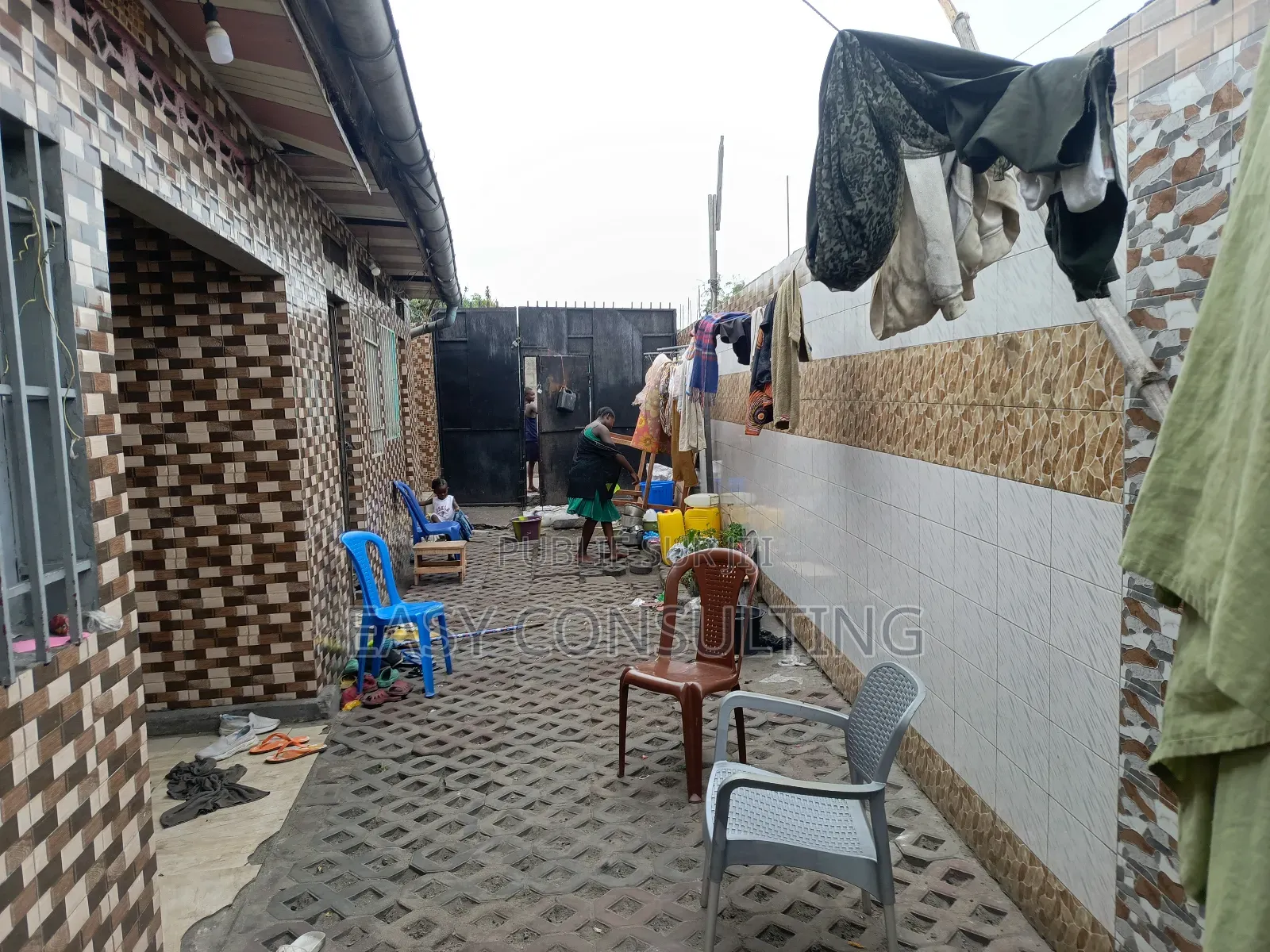 2chbre Villa dans Kinkole Juvel, Nsele à Vendre