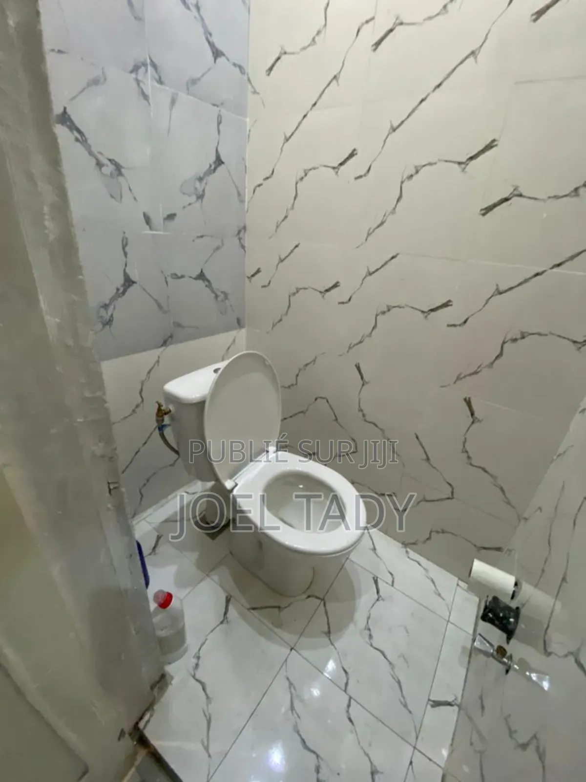 3chbre Maison dans Empire Supreme, Ngaliema à Vendre