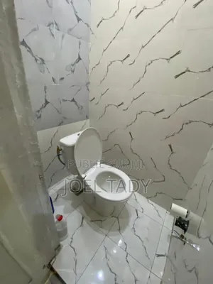 3chbre Maison dans Empire Supreme, Ngaliema à Vendre