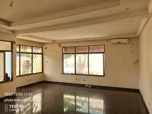 4chbre Villa dans Empire Supreme, Mont-Ngafula à Louer