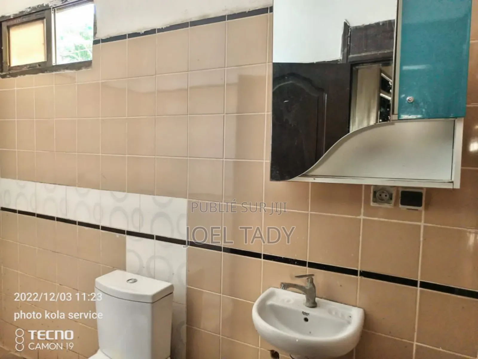 4chbre Villa dans Empire Supreme, Mont-Ngafula à Louer