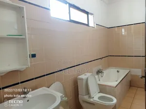 4chbre Villa dans Empire Supreme, Mont-Ngafula à Louer