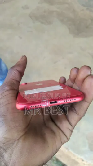 Apple XR 128 GB Rouge