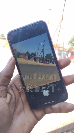 Apple XR 128 GB Rouge