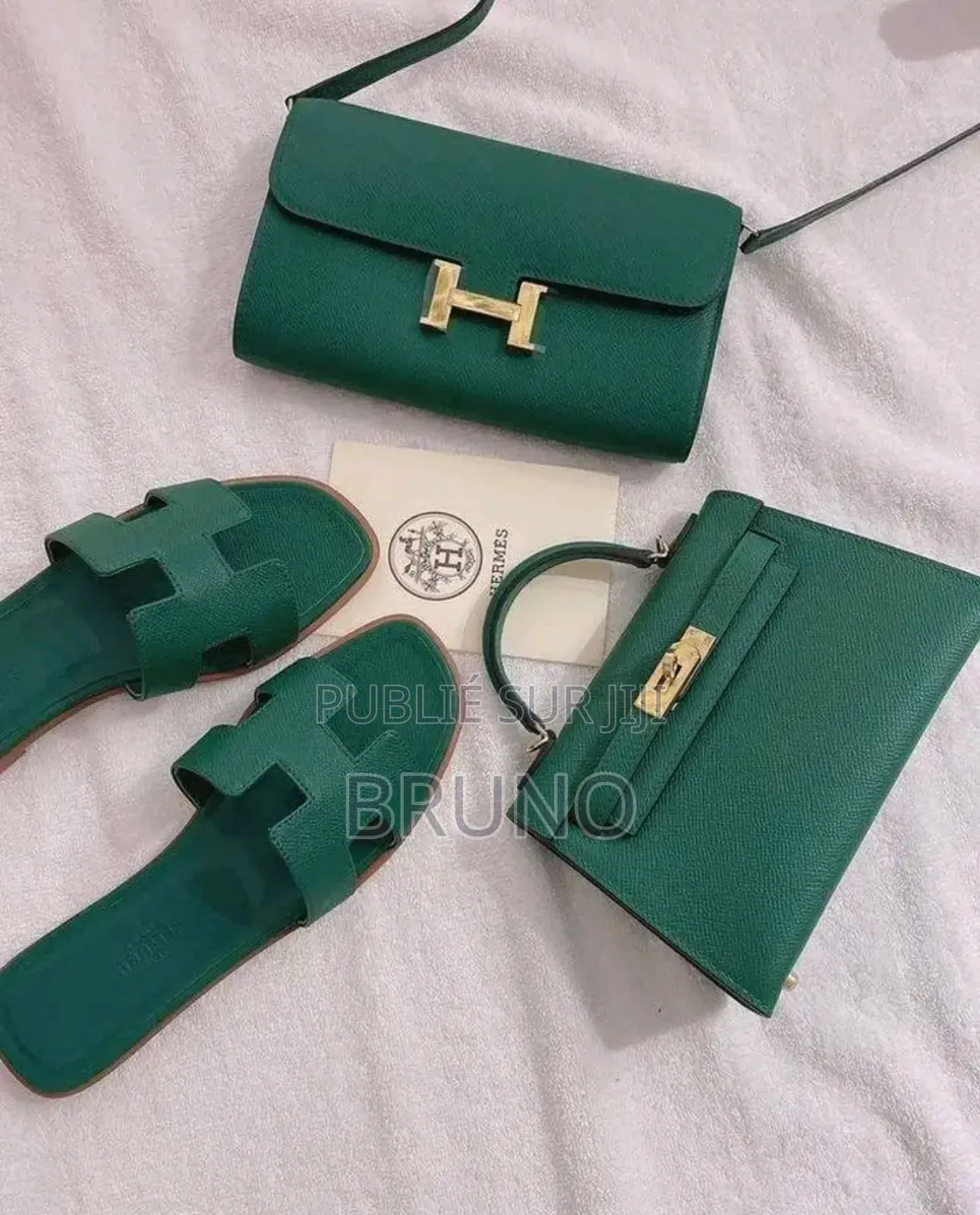 Les Sacs Avec Chaussures