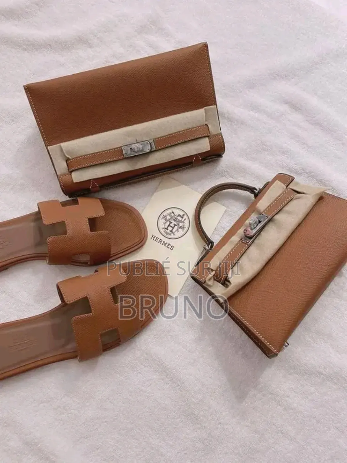 Les Sacs Avec Chaussures