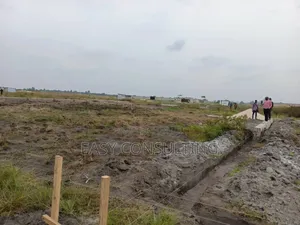 Vente De Terrains Vides À N’Sele – Réf. Safari Beach