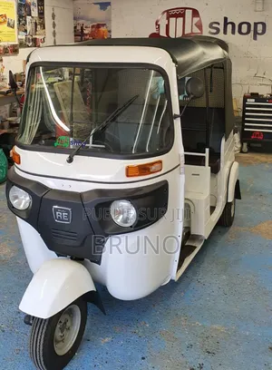 New TVS King Cargo 2025 Blanc