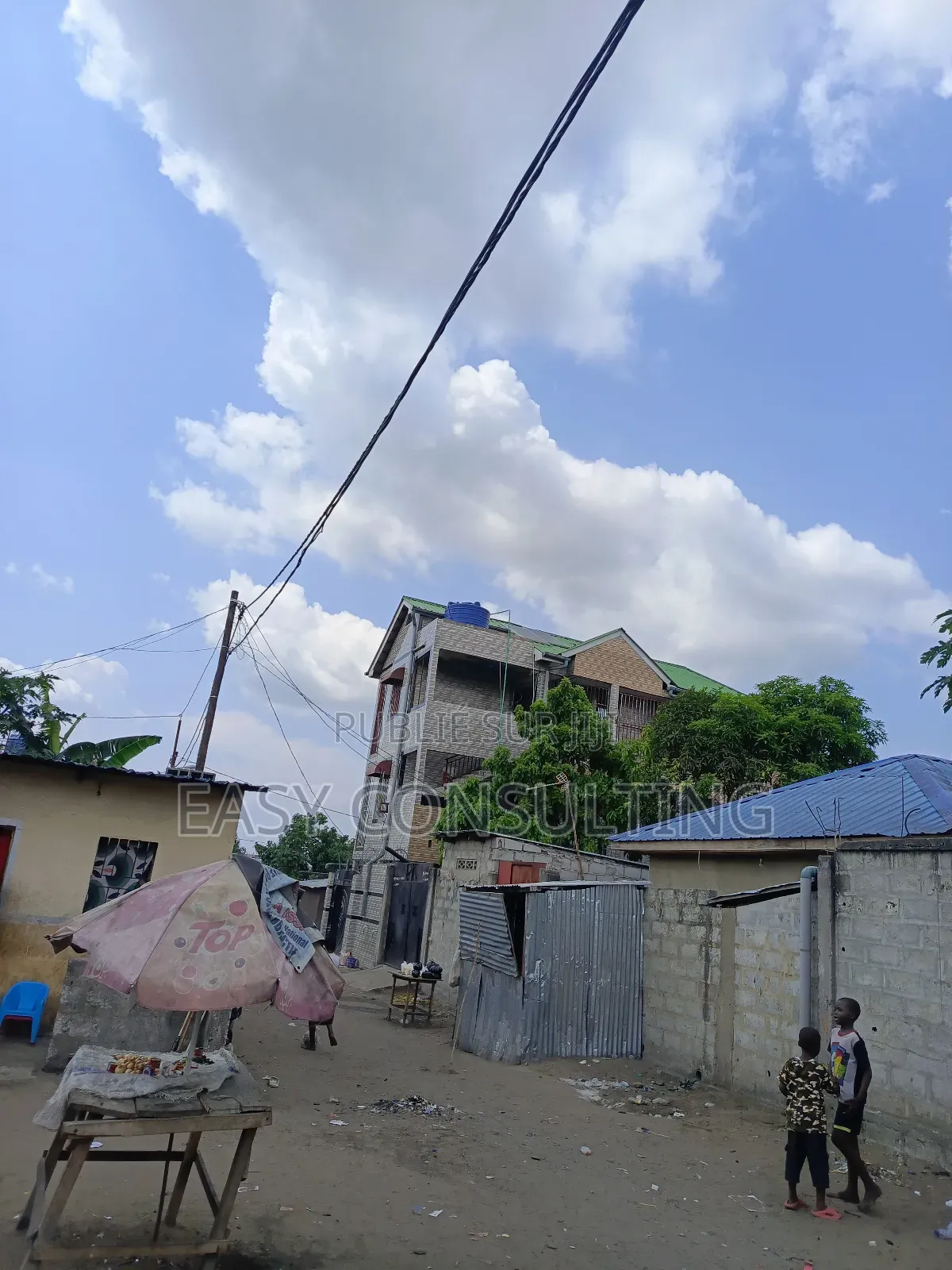 2chbre Villa dans Terre Jaune, Nsele à Vendre