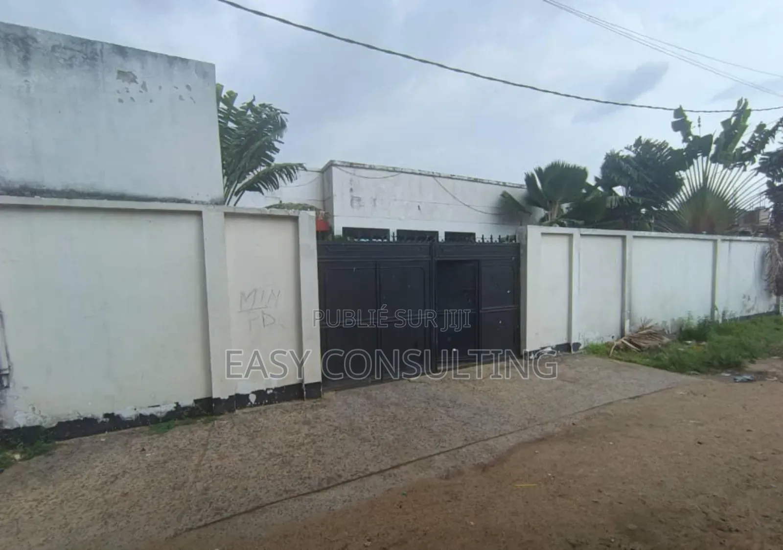 3chbre Villa dans Bel-Air, Mont-Ngafula à Vendre