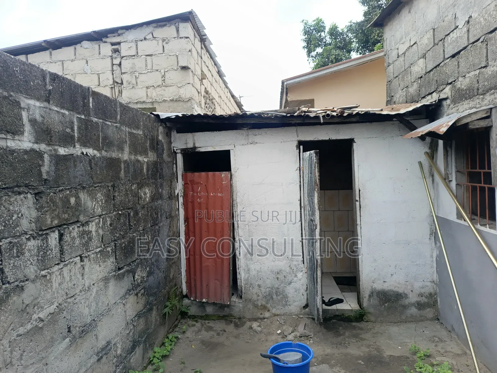 2chbre Villa dans Q9, Ndjili à Vendre