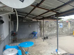 2chbre Villa dans Q9, Ndjili à Vendre