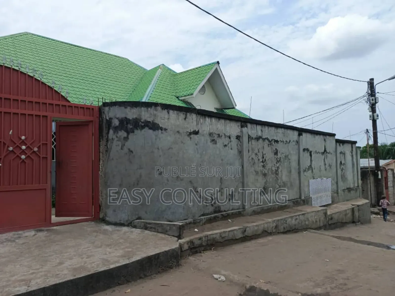 4chbre Villa dans Efobank, Nsele à Vendre