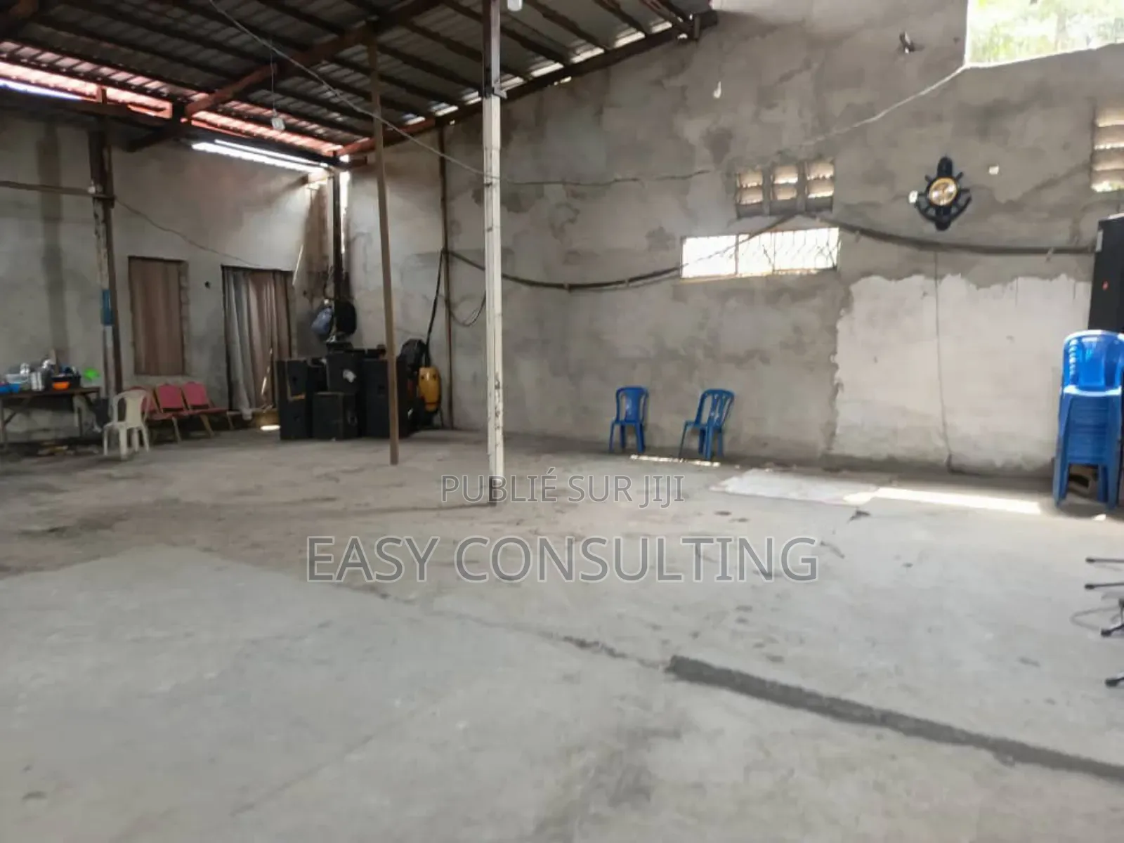 Parcelle Sur Boulevard Lumumba Au Q/ Efobank C/N'sele