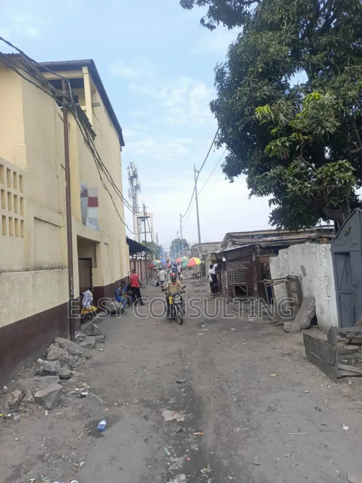 2chbre Villa dans Réf. Bokassa Kasaï, Barumbu à Vendre