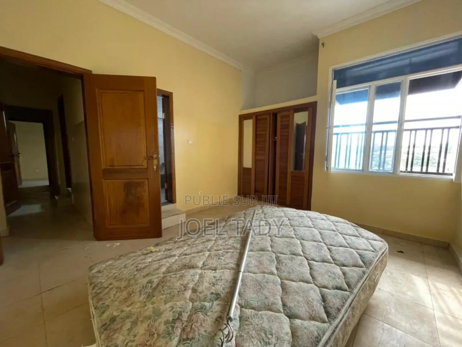 3chbre Appartement dans Empire Supreme, Ngaliema à Louer