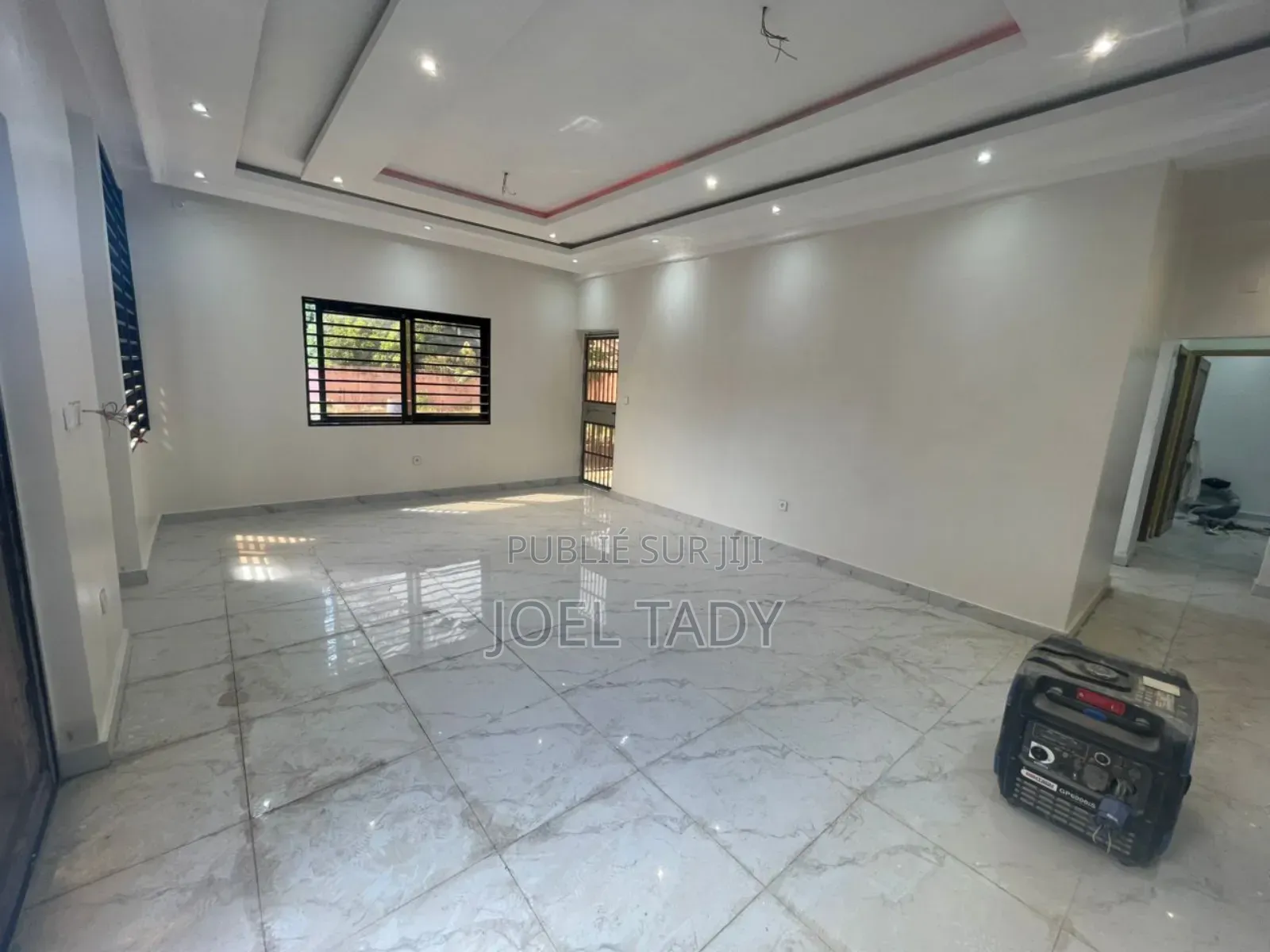 2chbre Appartement dans Empire Supreme, Ngaliema à Louer