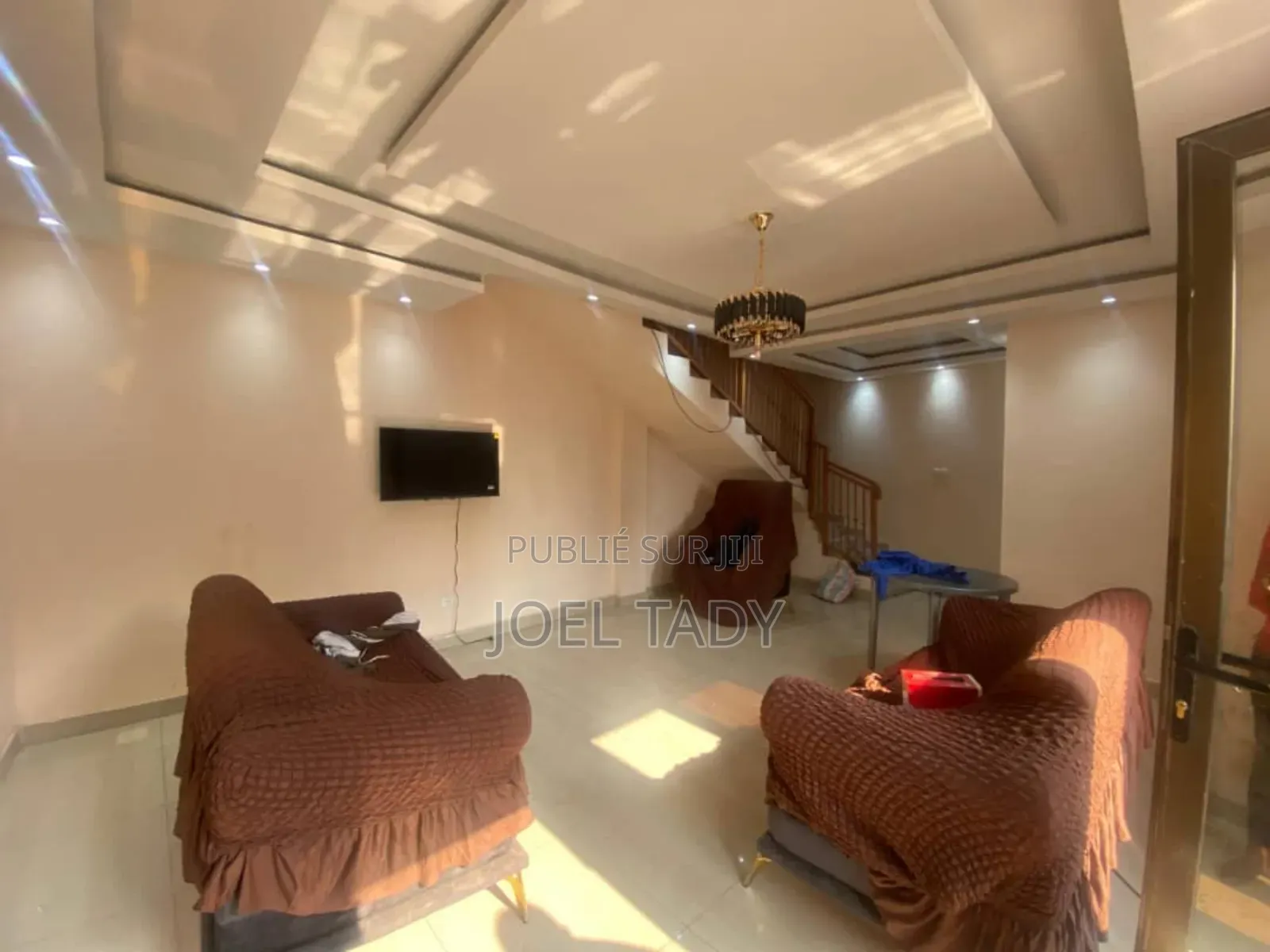 20chbre Villa dans Empire Supreme, Ngaliema à Louer