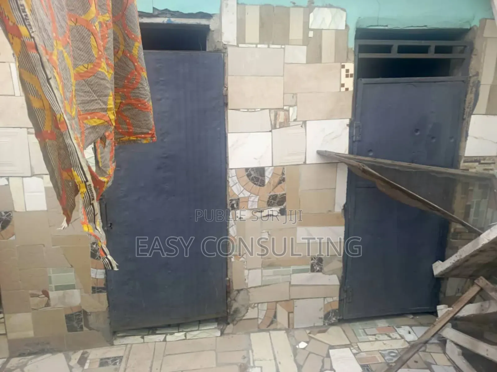 1chbre Villa dans Q6, Ndjili à Vendre