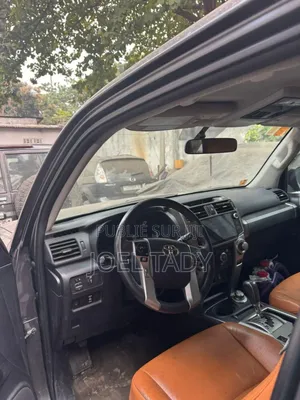 Toyota 4-Runner Trail 4dr 4x4 (4.0L 6cyl 5A) 2016 Gris