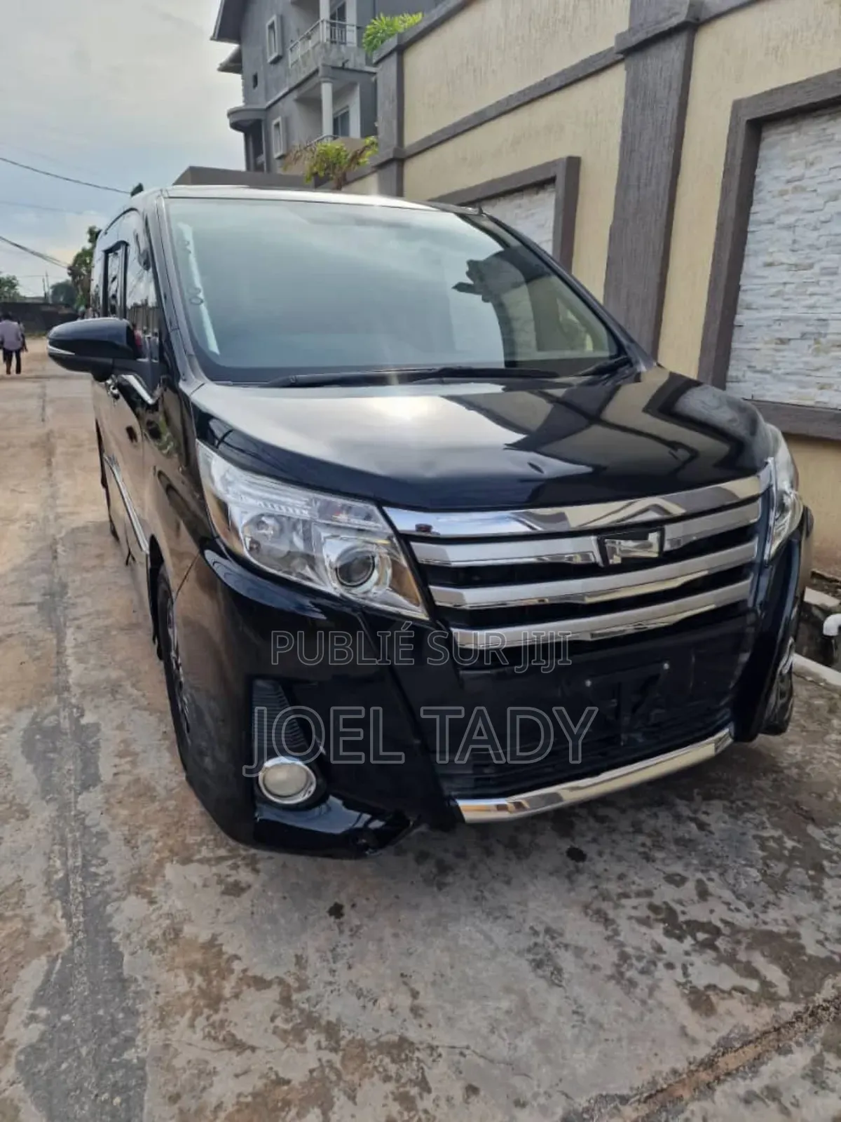 Toyota Noah 2021 Black