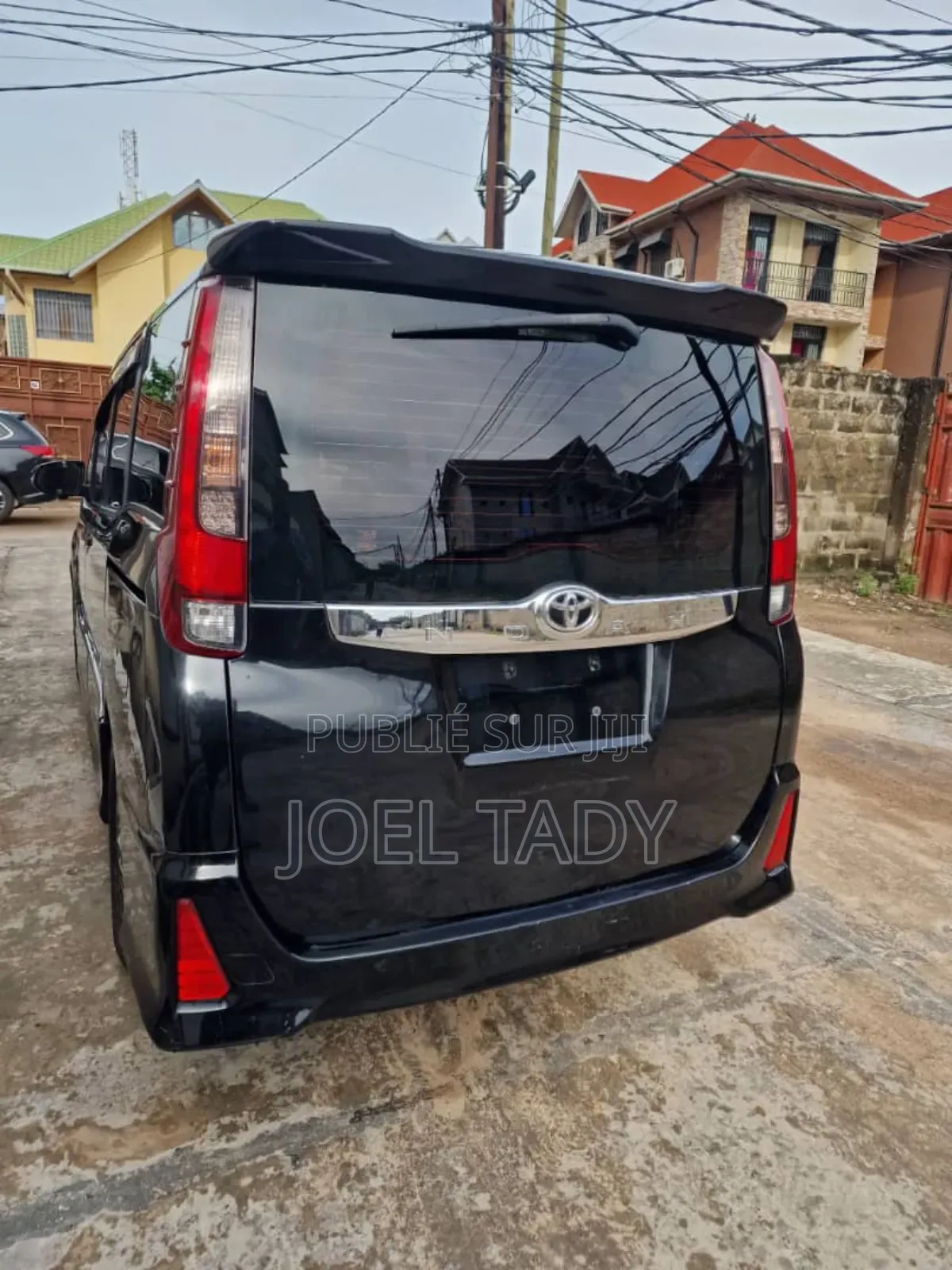 Toyota Noah 2021 Black