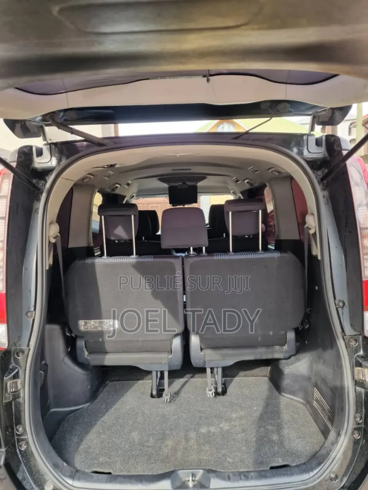 Toyota Noah 2021 Black