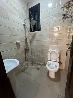 2chbre Appartement dans Empire Supreme, Ngaliema à Louer