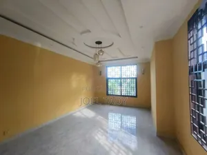 4chbre Duplex dans Empire Supreme, Ngaliema à Vendre