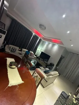 5chbre Villa dans Empire Supreme, Ngaliema à Vendre