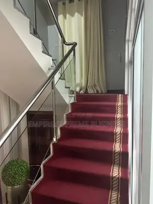 5chbre Villa dans Empire Supreme, Ngaliema à Vendre