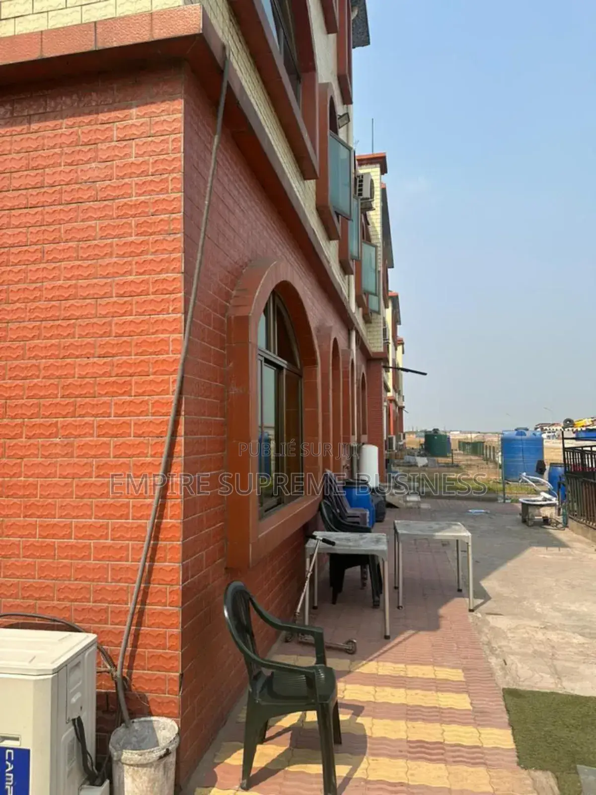 5chbre Villa dans Empire Supreme, Ngaliema à Vendre