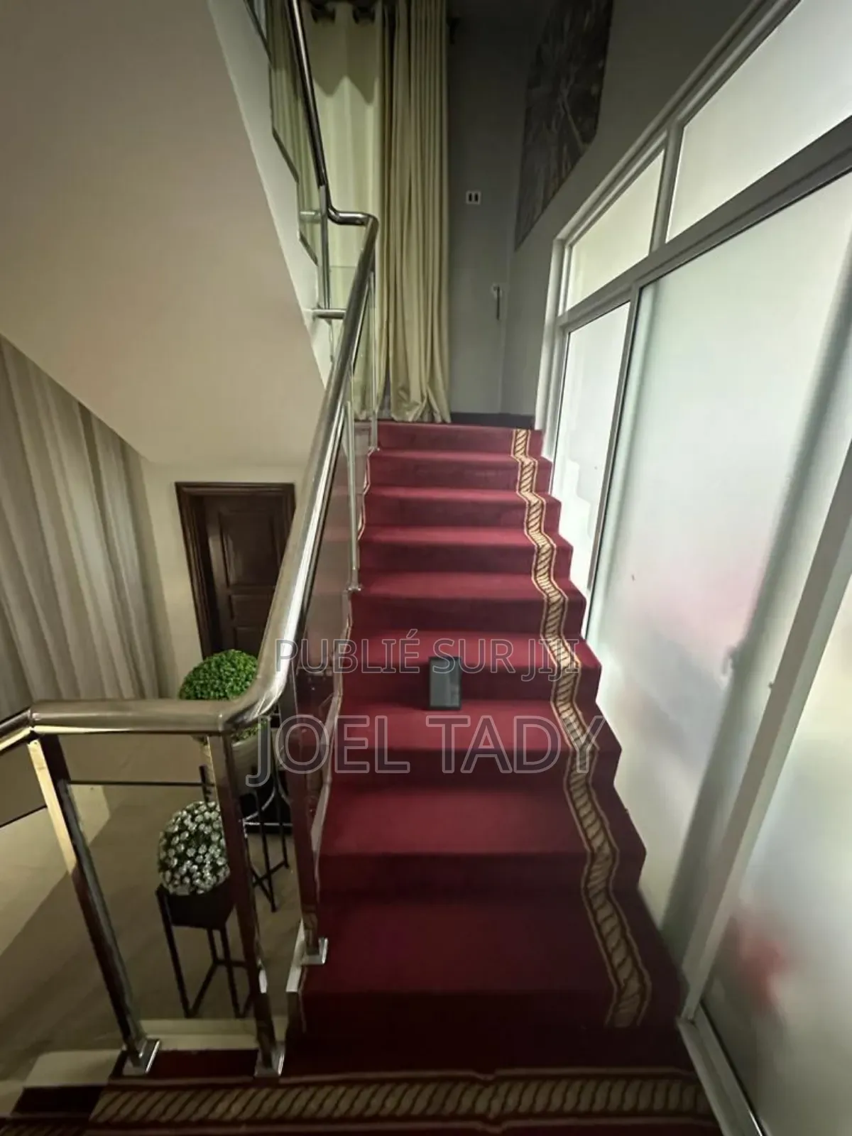 5chbre Villa dans Empire Supreme, Ngaliema à Vendre