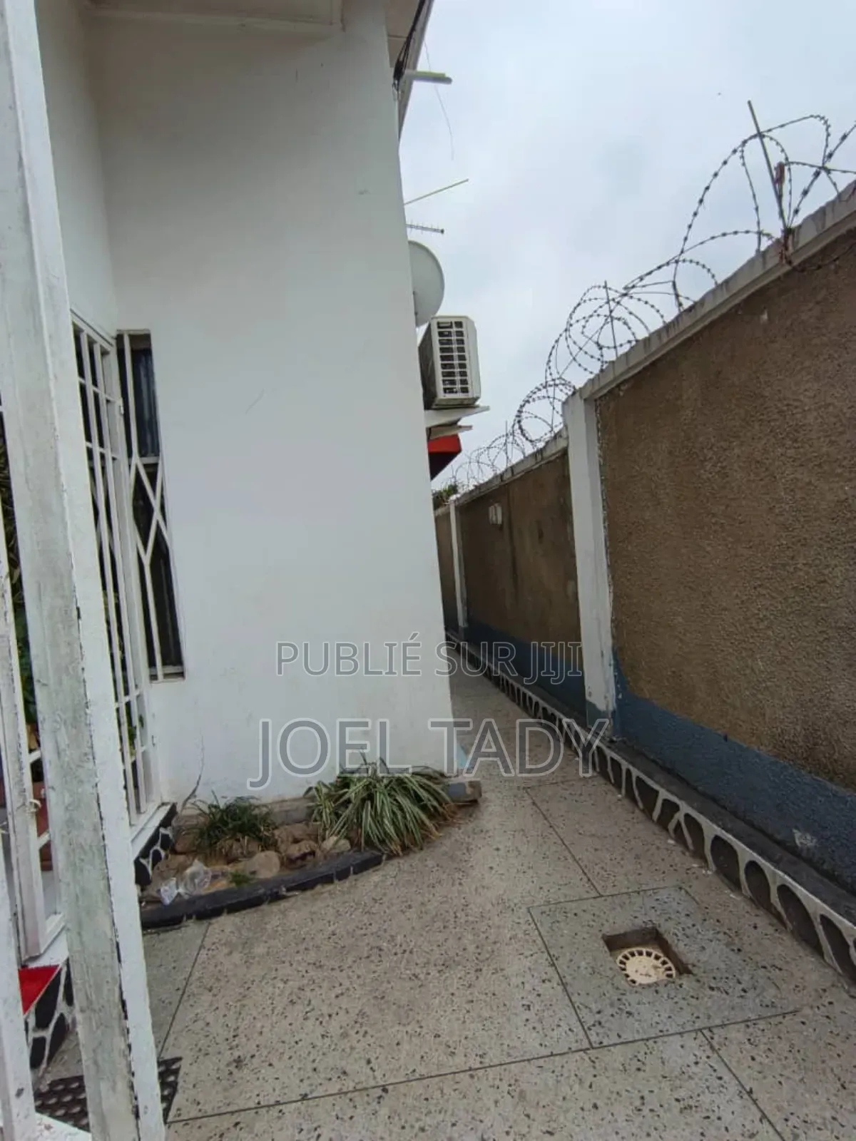 3chbre Villa dans Empire Supreme, Ngaliema à Vendre