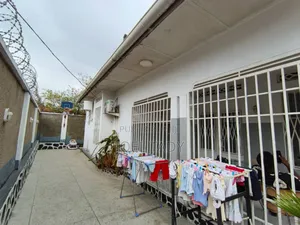 3chbre Villa dans Empire Supreme, Ngaliema à Vendre