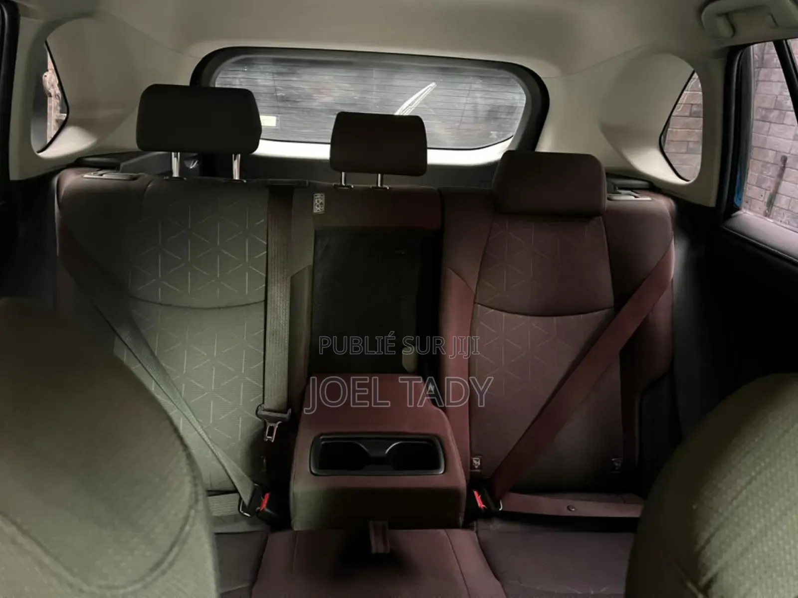 Toyota RAV4 Hybrid 2021 Blue