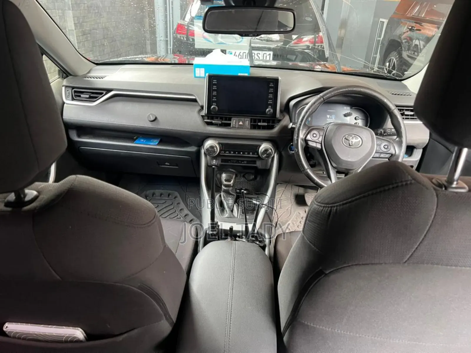 Toyota RAV4 Hybrid 2021 Blue