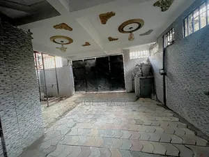 5chbre Maison de ferme dans Empire Supreme, Ngaliema à Vendre