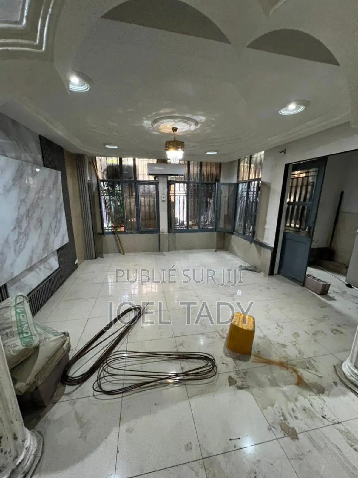 5chbre Maison de ferme dans Empire Supreme, Ngaliema à Vendre