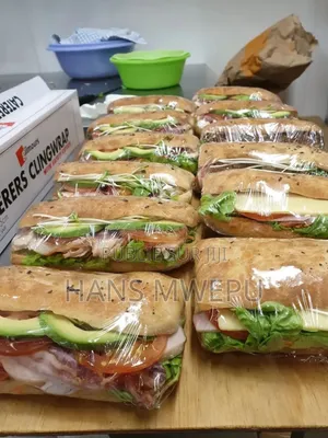 Vente De Sandwiches Et Crêpes