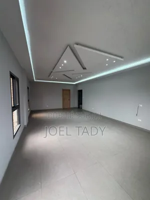 2chbre Appartement dans Empire, Ngaliema à Louer