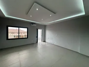 2chbre Appartement dans Empire, Ngaliema à Louer