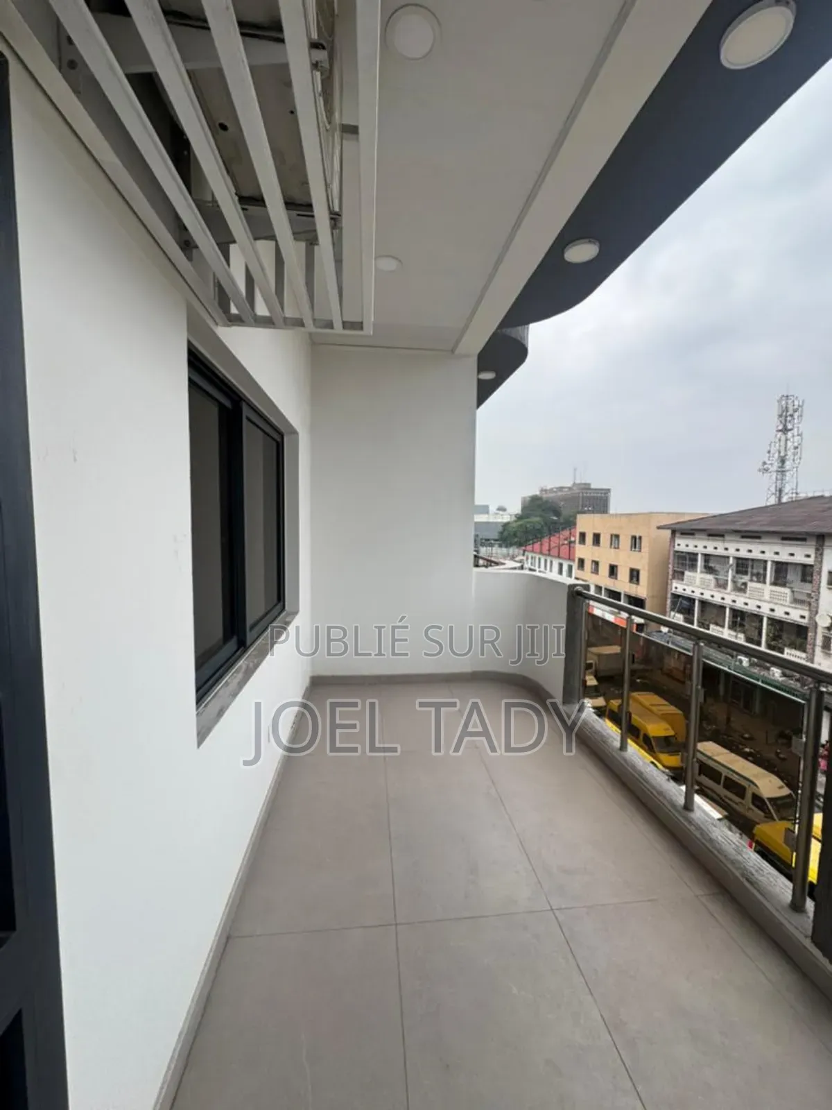 2chbre Appartement dans Empire, Ngaliema à Louer