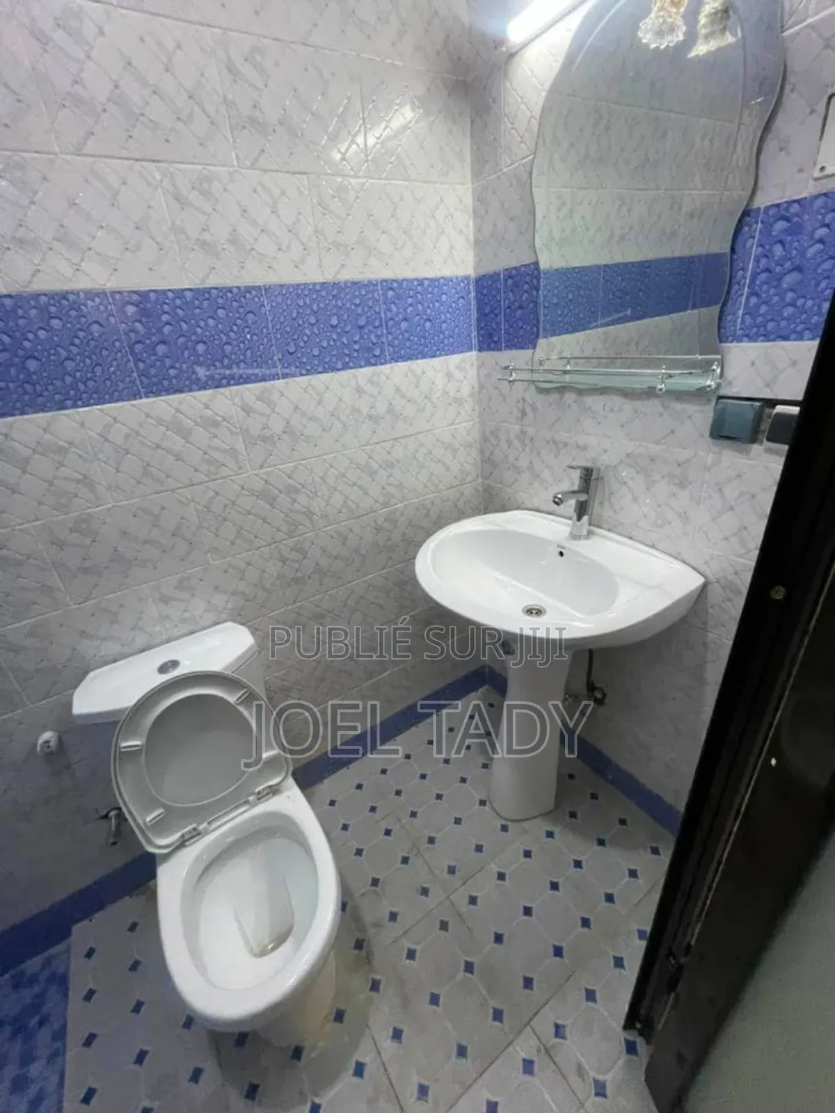 2chbre Appartement dans Empire Supreme, Ngaliema à Louer